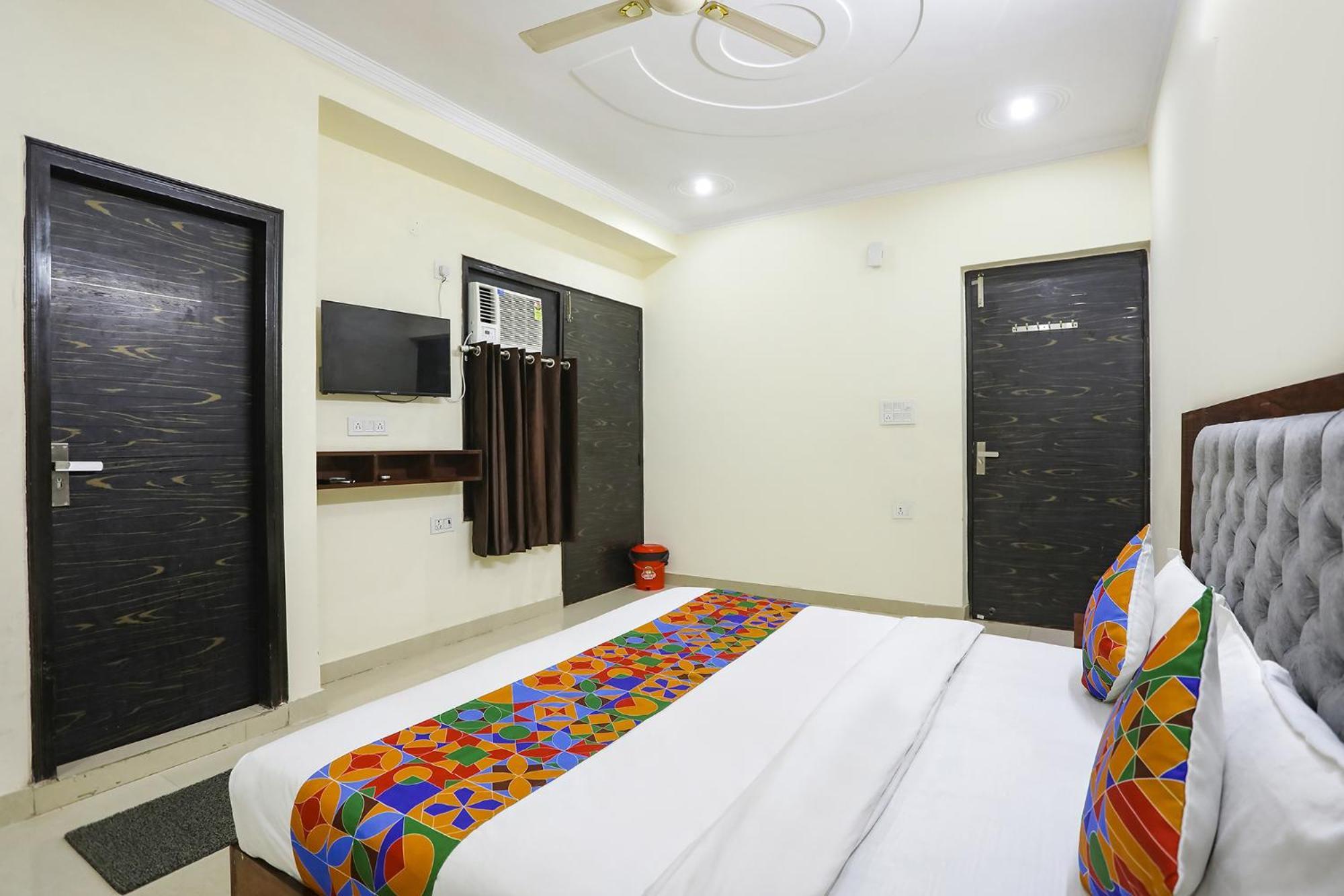 Fabexpress Asp Royal Residency Inn- Janakpuri Delhi Kültér fotó