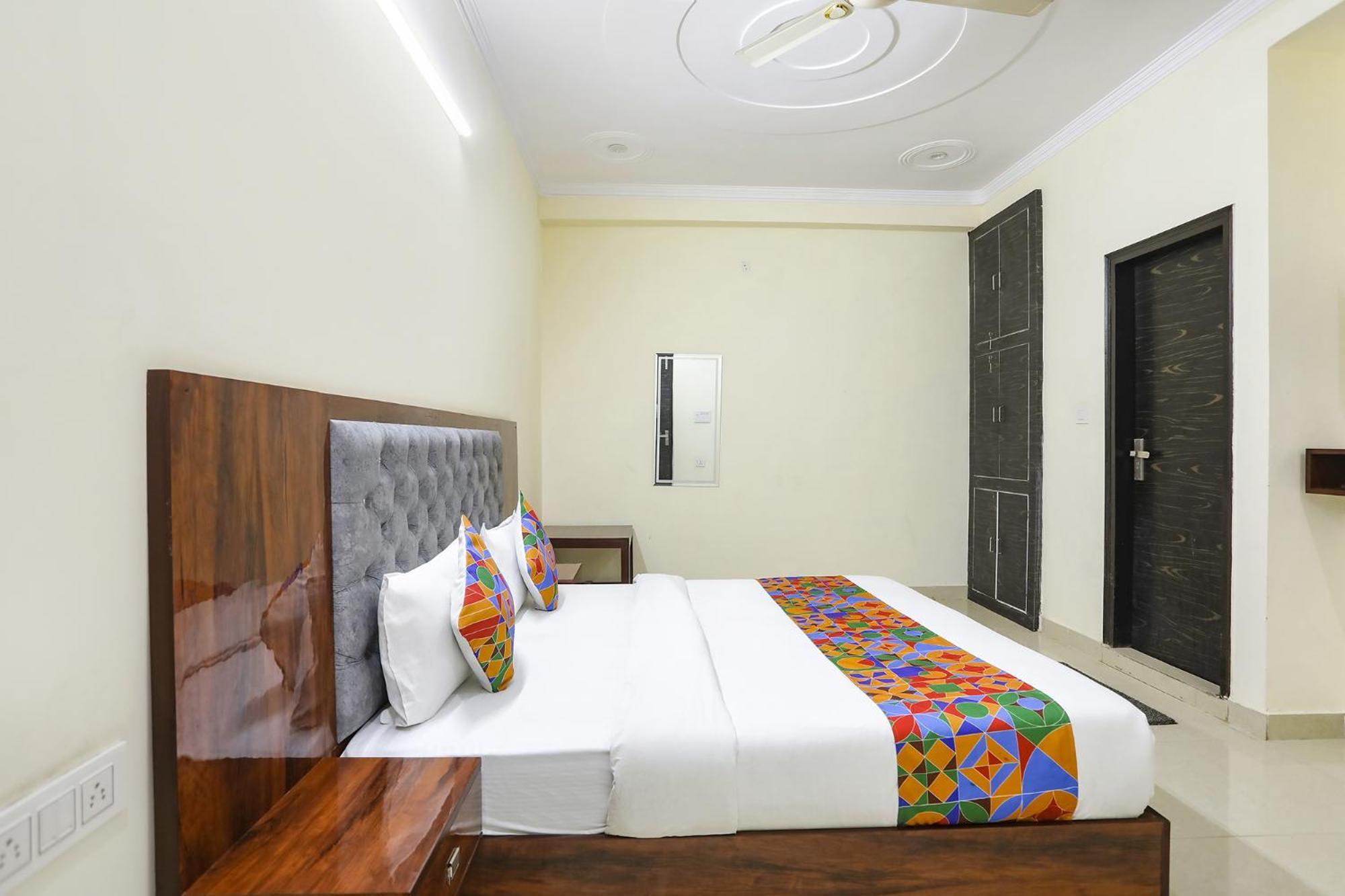 Fabexpress Asp Royal Residency Inn- Janakpuri Delhi Kültér fotó