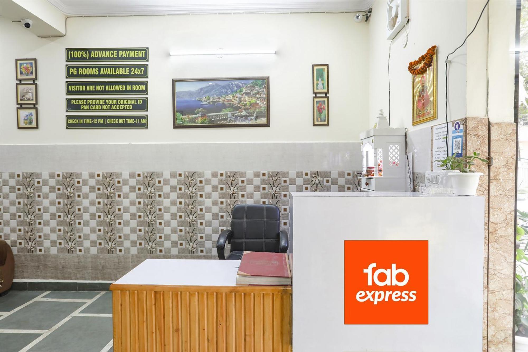 Fabexpress Asp Royal Residency Inn- Janakpuri Delhi Kültér fotó