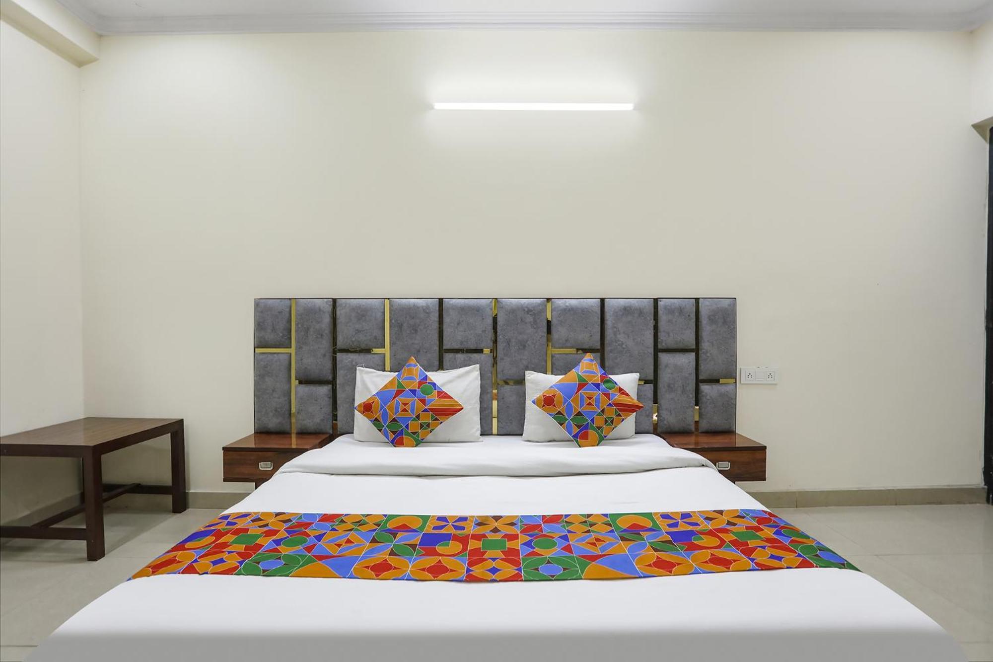 Fabexpress Asp Royal Residency Inn- Janakpuri Delhi Kültér fotó