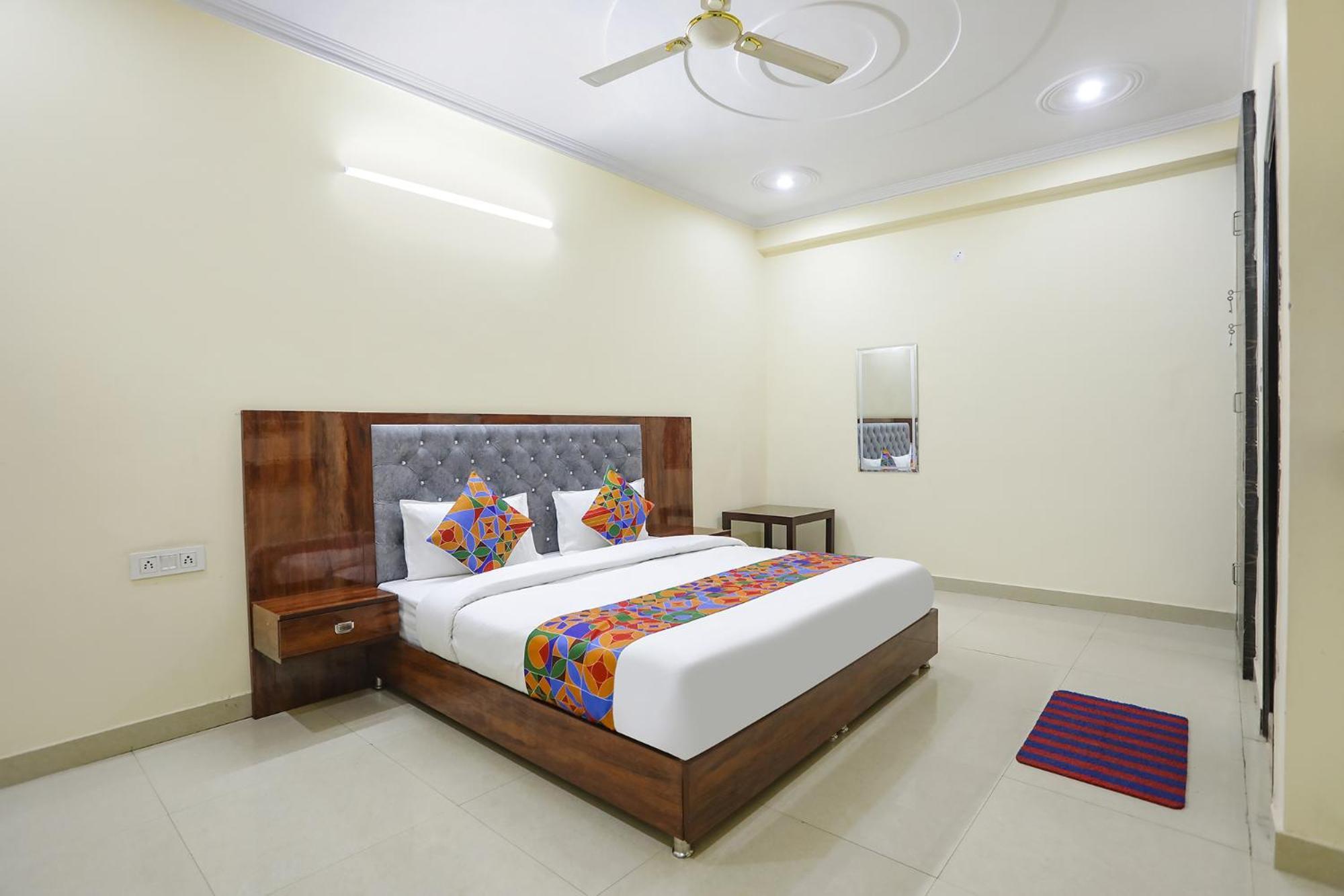Fabexpress Asp Royal Residency Inn- Janakpuri Delhi Kültér fotó